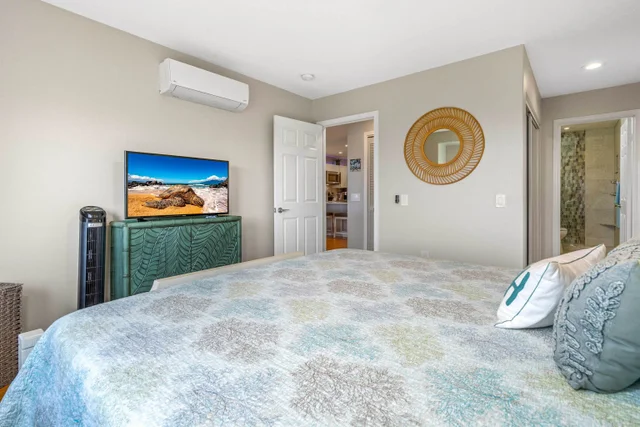 Listing Image for 3950 Kalai Waa St A201 16 of 35