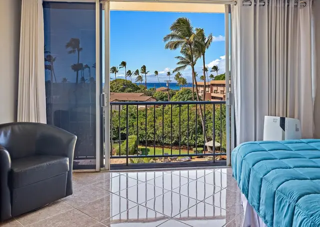 Listing Image for 3660 Lower Honoapiilani Rd 411 3 of 22