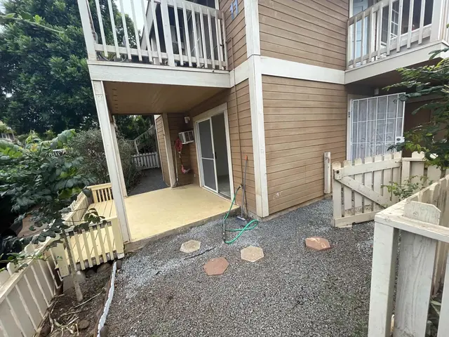 Listing Image for 140 Uwapo Rd 11-101 23 of 25