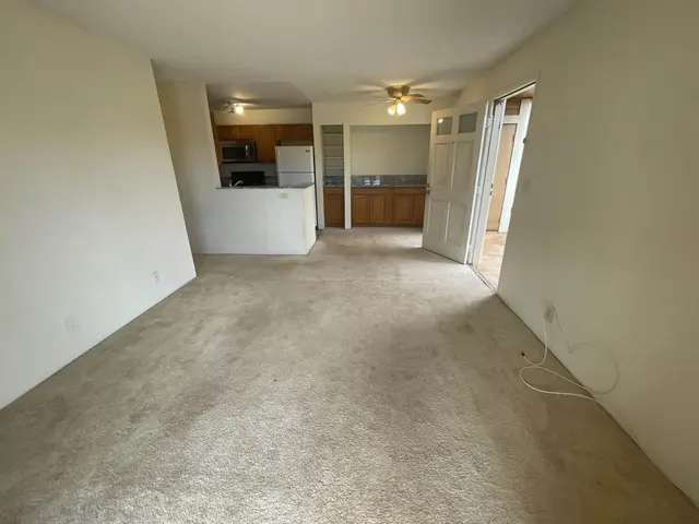 Listing Image for 140 Uwapo Rd 11-101 25 of 25