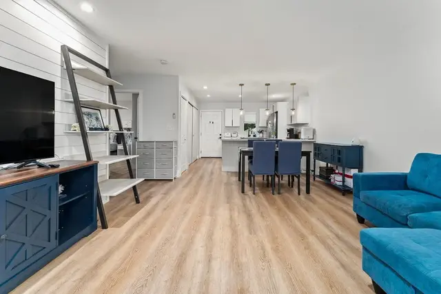 Listing Image for 140 Hoomoku St 20 of 46