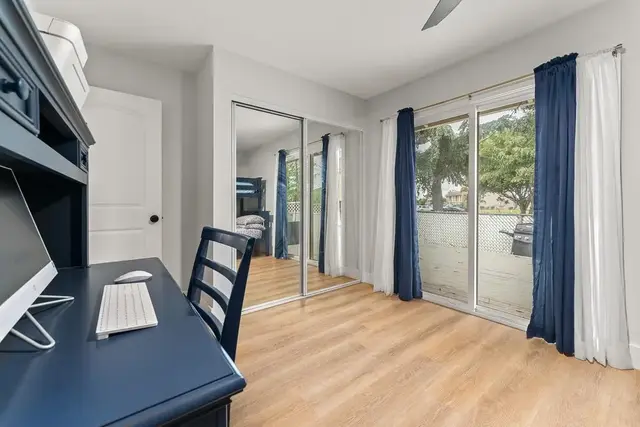 Listing Image for 140 Hoomoku St 38 of 46