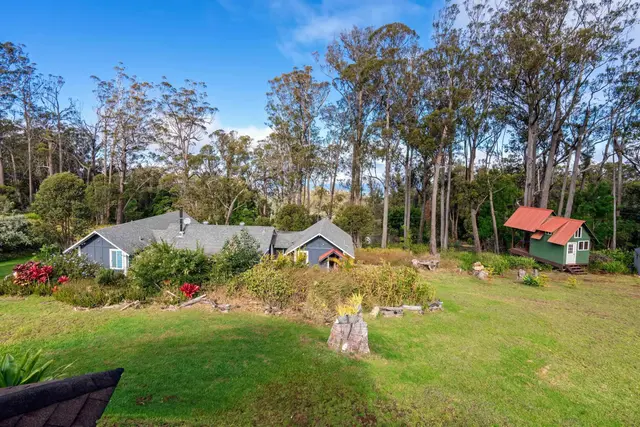 Listing Image for 2130 Piiholo Rd 26 of 50