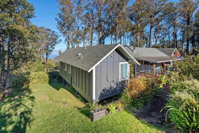 Listing Image for 2130 Piiholo Rd 41 of 50