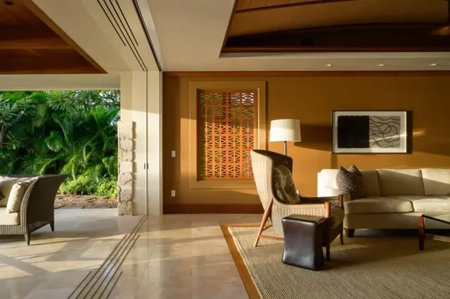 Listing Image for 19 Malukai Ln 4 16 of 45