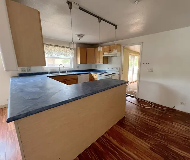 Listing Image for 215 Kolapa Pl 7 of 11