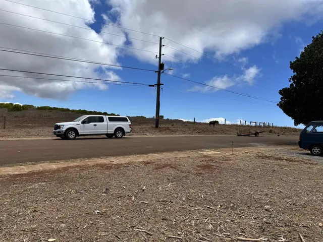 Listing Image for Maunaloa Rd 5 of 8