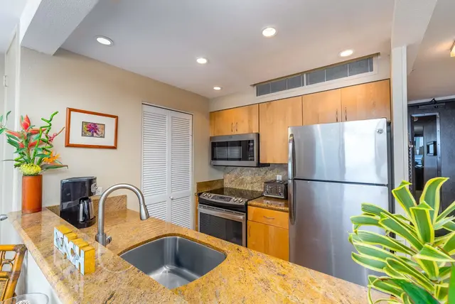 Listing Image for 110 Kaanapali Shores Pl 1202 14 of 24