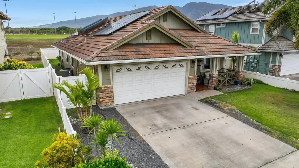198 Anamuli St, Kahului