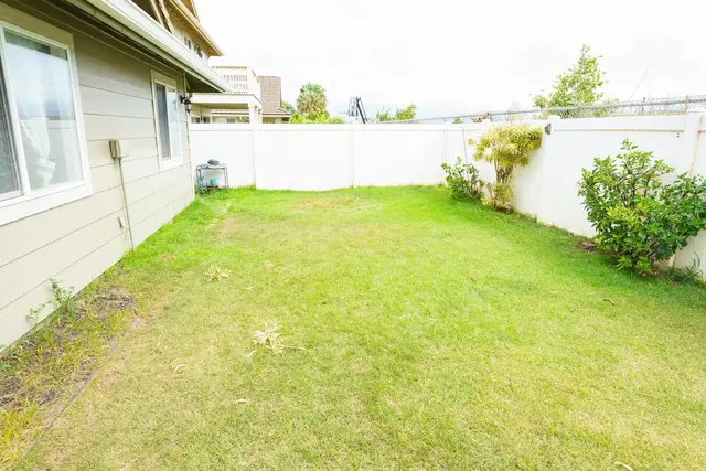 Listing Image for 198 Anamuli St 19 of 23