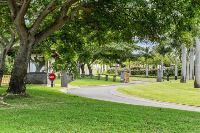 Listing Image for 830 Mahana Ridge Pl 50 23 of 33