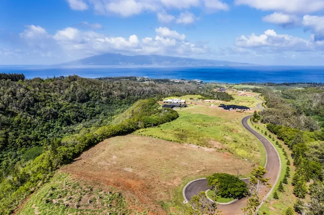 Listing Image for 830 Mahana Ridge Pl 50 29 of 33