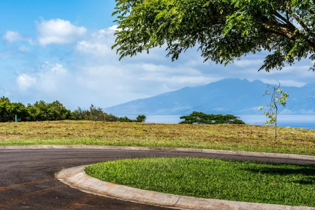 Listing Image for 830 Mahana Ridge Pl 50 6 of 33