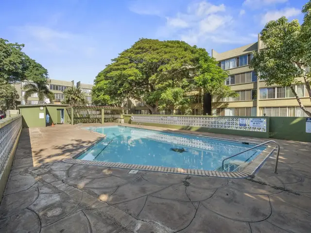 Listing Image for 111 Kahului Beach Rd D406 24 of 30