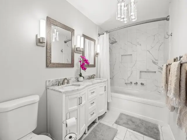 Listing Image for 111 Kahului Beach Rd D406 6 of 30