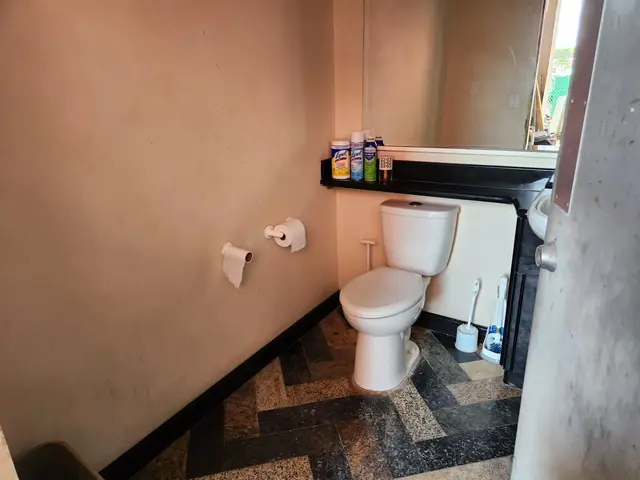 Listing Image for 874 Alua St 15 of 23