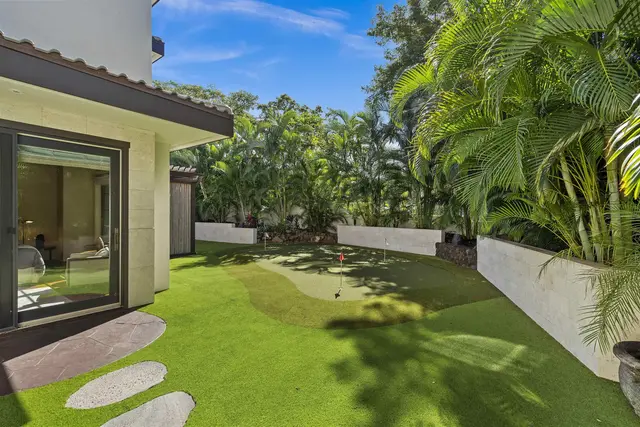 Listing Image for 15 Malukai Ln 3 11 of 49