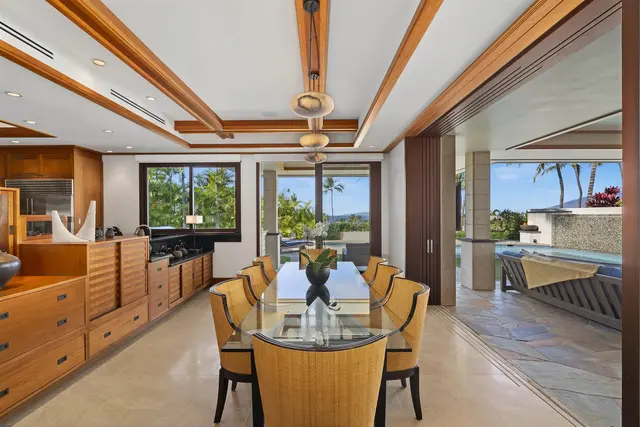 Listing Image for 15 Malukai Ln 3 13 of 49