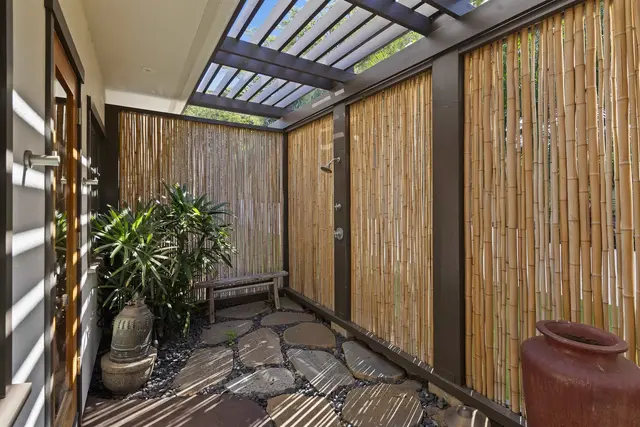 Listing Image for 15 Malukai Ln 3 19 of 49