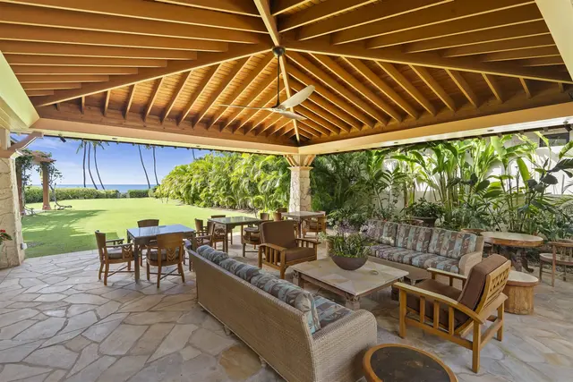 Listing Image for 15 Malukai Ln 3 37 of 49