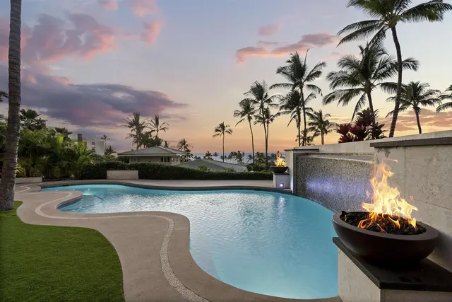 Listing Image for 15 Malukai Ln 3 44 of 49