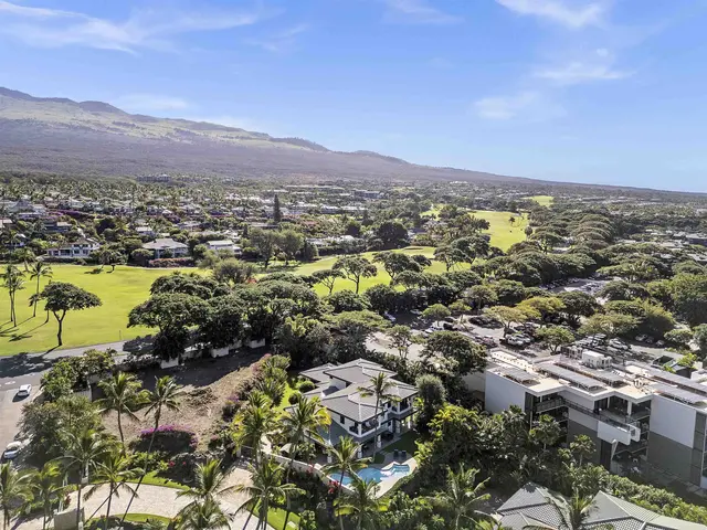 Listing Image for 15 Malukai Ln 3 46 of 49