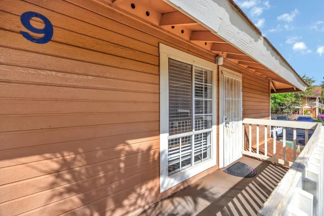 Listing Image for 140 Uwapo Rd 9-202 31 of 31