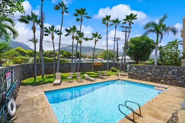 Listing Image for 2180 Vineyard St 308 1 of 41