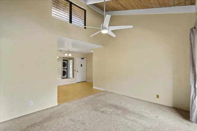 Listing Image for 2180 Vineyard St 308 13 of 41