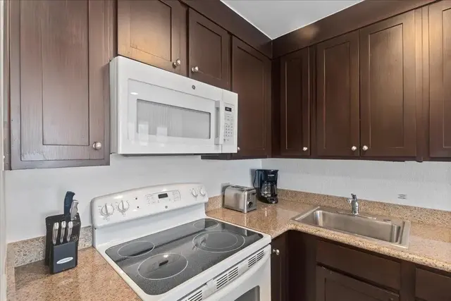 Listing Image for 3445 Lower Honoapiilani Rd 941 9 of 17