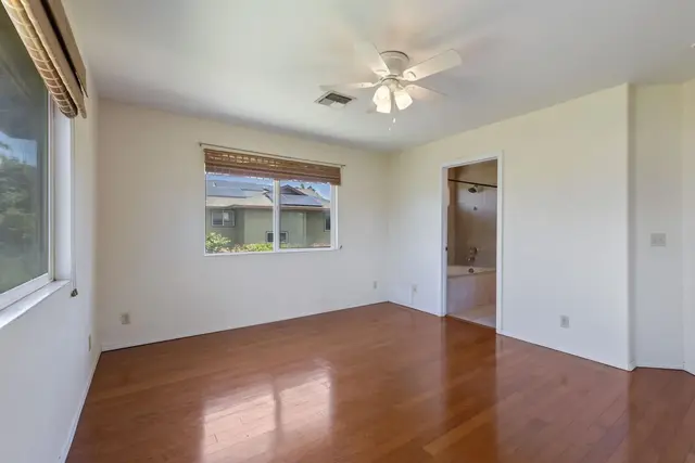 Listing Image for 2020 Paulele Pl 19 of 40