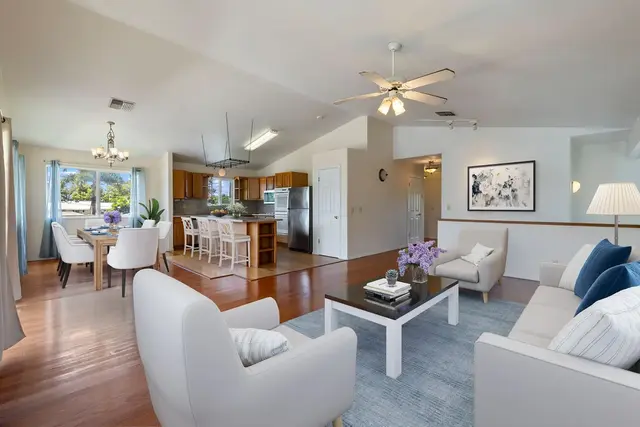 Listing Image for 2020 Paulele Pl 3 of 40