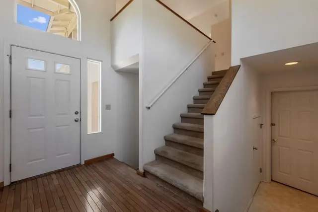 Listing Image for 2020 Paulele Pl 31 of 40