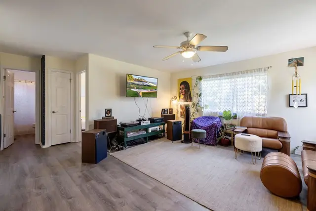 Listing Image for 2020 Paulele Pl 33 of 40