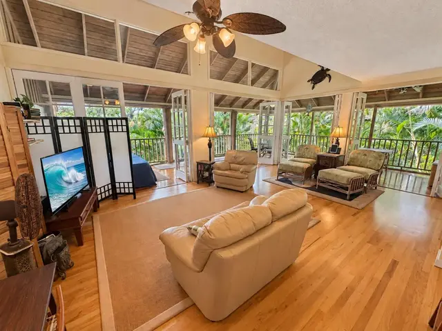 Listing Image for 100 Lio Pl N-4 14 of 37