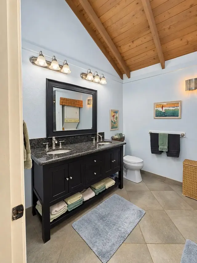 Listing Image for 100 Lio Pl N-4 23 of 37