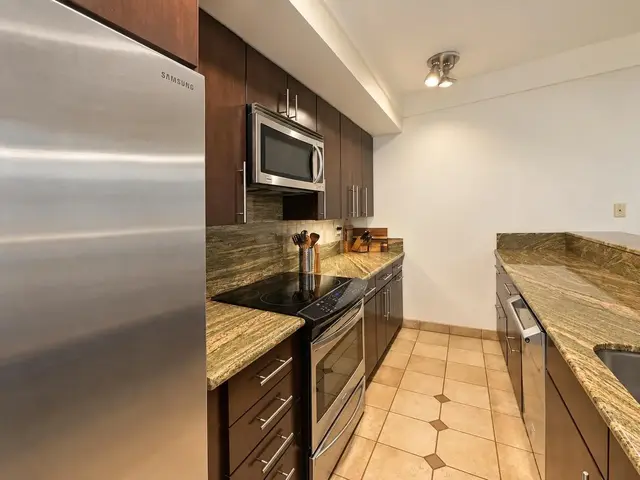 Listing Image for 100 Lio Pl N-4 7 of 37
