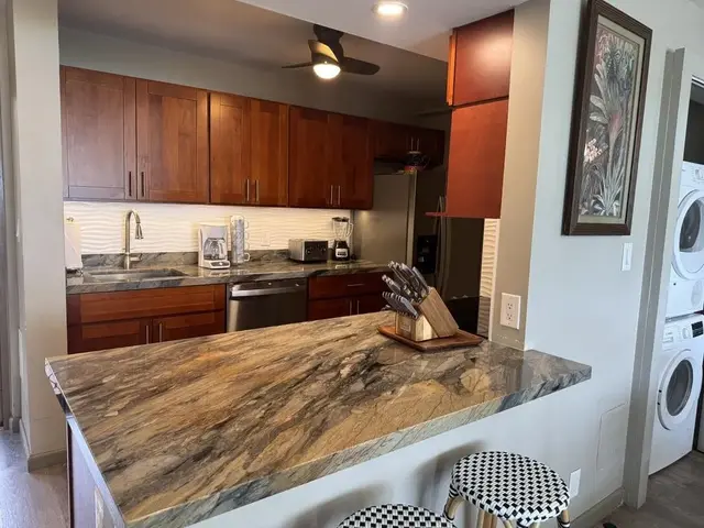 Listing Image for 4327 Lower Honoapiilani Rd 201b 5 of 26