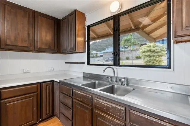Listing Image for 263 S Alu Rd 15 of 43