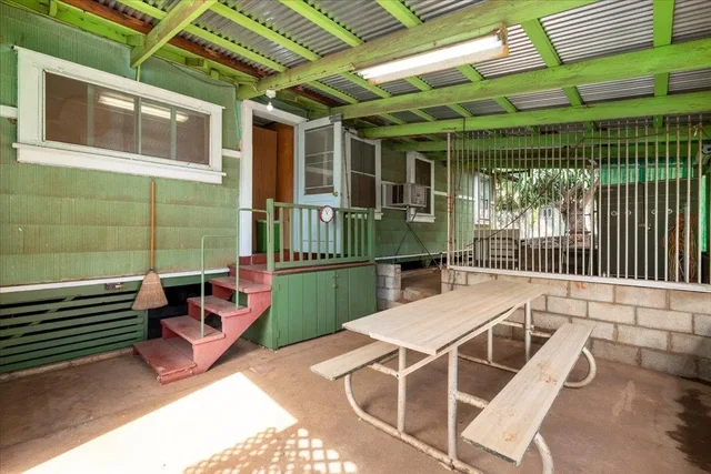 Listing Image for 275 Kenolio Rd 17 of 50