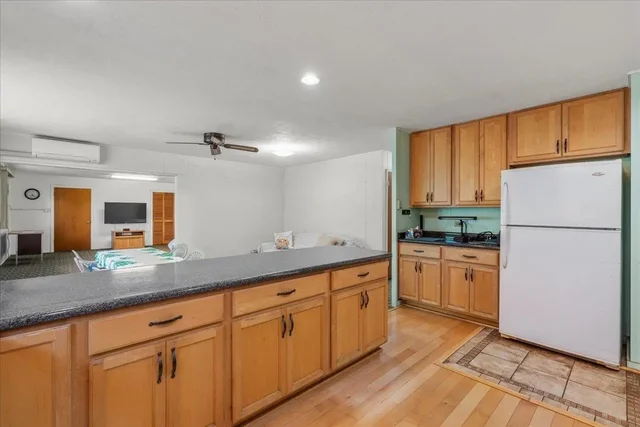 Listing Image for 275 Kenolio Rd 27 of 50