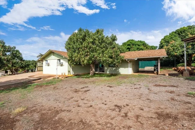 Listing Image for 275 Kenolio Rd 43 of 50