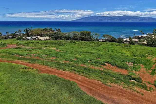 Listing Image for Honoapiilani Hwy 17 of 28