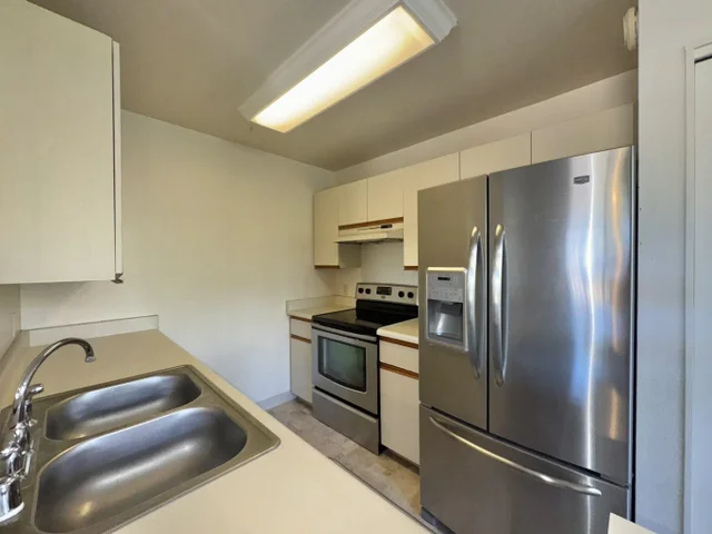 Listing Image for 140 Uwapo Rd 56-204 5 of 40