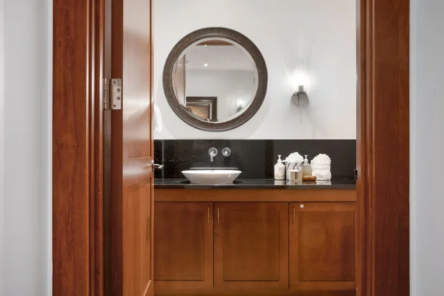 Listing Image for 1 Bay Dr 1205 20 of 37