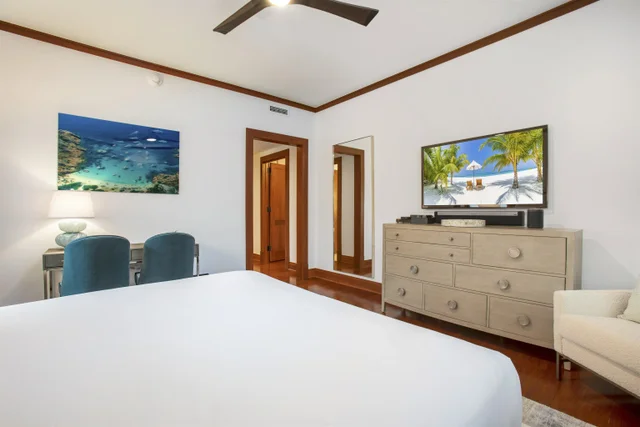 Listing Image for 1 Bay Dr 1205 31 of 37