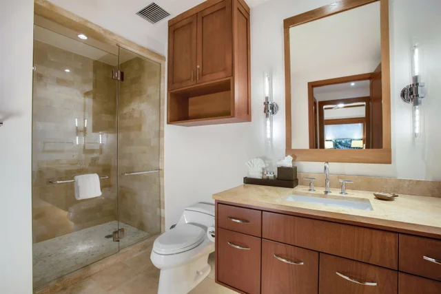 Listing Image for 1 Bay Dr 1205 33 of 37