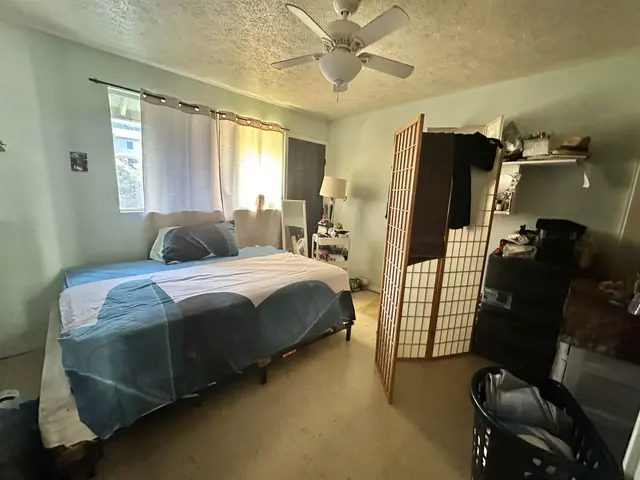 Listing Image for 924 Puuloa St 13 of 32
