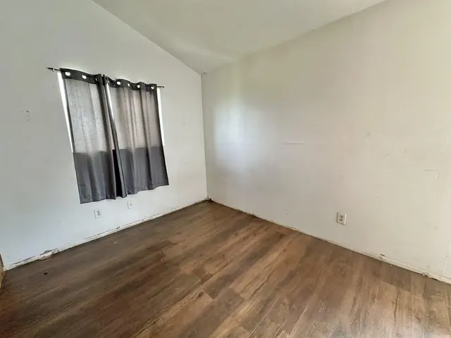Listing Image for 924 Puuloa St 25 of 32