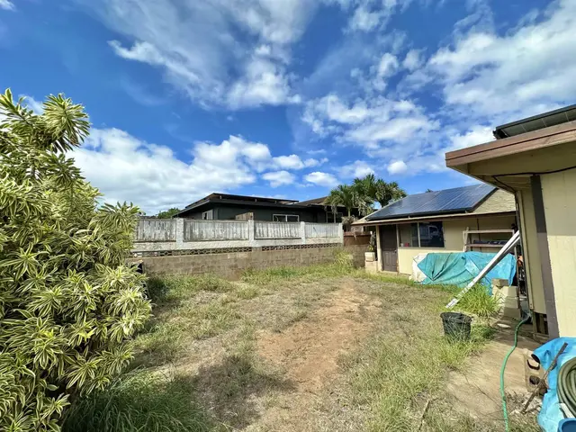Listing Image for 924 Puuloa St 3 of 32